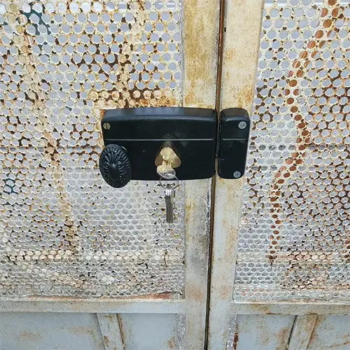 Expert-en-serrurerie-pres-d-Mayotte